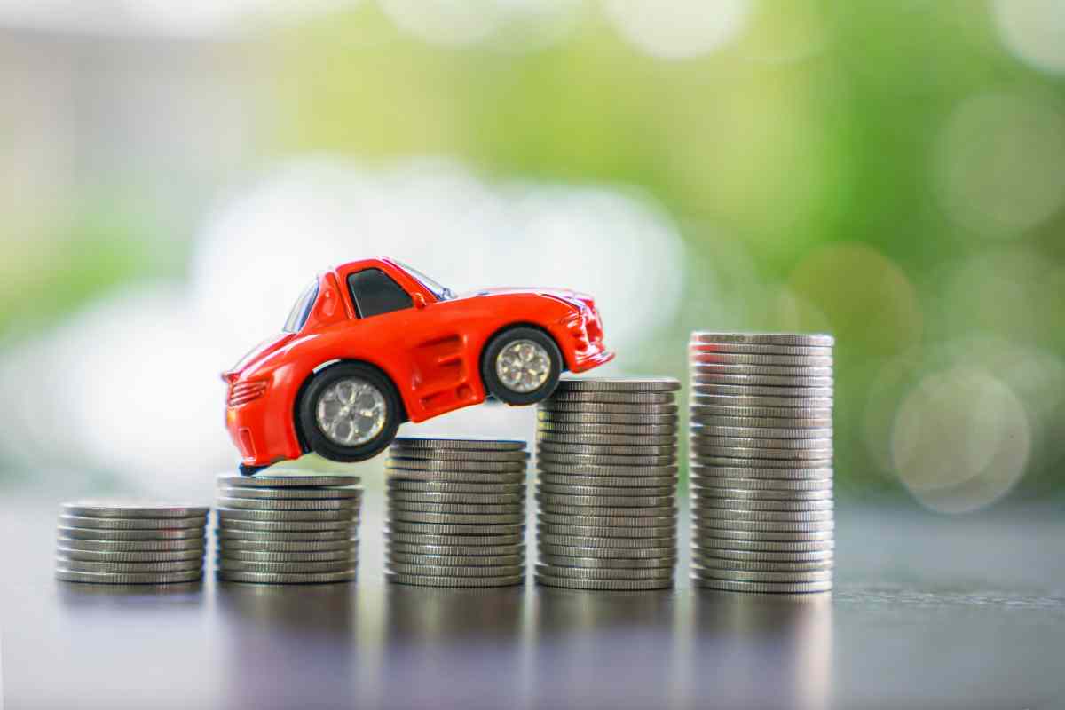 RC Auto, batosta per gli automobilisti aumento prezzi assicurazione